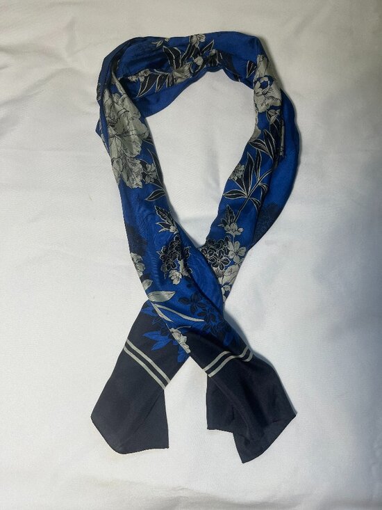 Ralph Lauren Accessories - Blue floral Ralph Lauren silk scarf